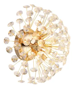 Katrina Ø40 Gold wandlampe Von Globo Lighting - Den runda stommen i guldf&auml;rgad metall och den halvsf&auml;riska sk&auml;rmen i klara K9-kristaller skapar en lyxig och inbjudande atmosf&auml;r.