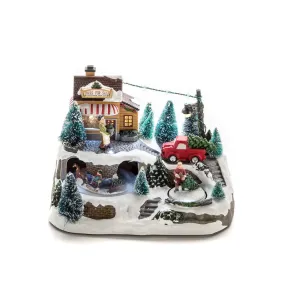 Mechanische Weihnachtsdekoration Mit Weihnachtsbaumverkauf 17cm Mehrfarbig Von Konstsmide - Schaffen Sie mit dieser mechanischen Weihnachtsdekoration eine lebendige Weihnachtsatmosph&auml;re &ndash; eine bezaubernde Szene mit Tannenb&auml;umen im Winterkleid zum Verkauf.