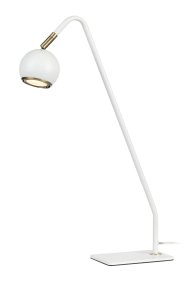Coco 48cm Weiß schreibtischlampe Von Markslöjd - Der abgewinkelte Arm und der runde Lampenschirm der Lampe sorgen sowohl für gerichtetes Licht als auch für ein stilvolles Aussehen, perfekt für Arbeitsplätze oder Lernecken.