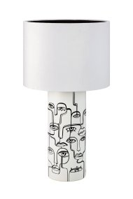 Family 62cm Weiß tischlampe Von Markslöjd - Der weiße Samtschirm spendet ein sanftes und einladendes Licht und schafft so eine harmonische Atmosphäre.