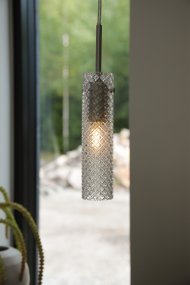 Vibia Ø5 Transparent fensterlampe Von Markslöjd - Vibia f&uuml;gt sich perfekt ins Fenster ein und wird zu einem dekorativen Element, das dem Raum stimmungsvolles Licht und Charakter verleiht.