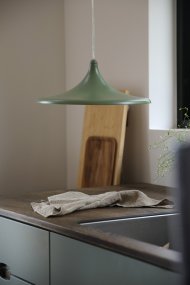Beam Ø37 Grün hängelampe Von Markslöjd - Das integrierte LED-Modul spendet warmwei&szlig;es Licht mit 3000 K und verf&uuml;gt &uuml;ber eine 3-stufige Dimmfunktion.