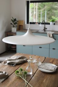 Beam Ø57 Beige hängelampe Von Markslöjd - Die Helligkeit l&auml;sst sich bequem &uuml;ber einen Standard-Wandschalter zwischen 100 %, 50 % und 25 % einstellen.