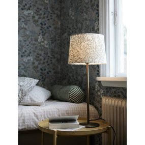 Base 58cm Messing/Grün tischlampe Von PR Home - Base ist eine klassische Tischlampe mit zeitlosem Design.