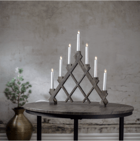 Rut Braun Von Star Trading - Die Beize ist sowohl in hellen als auch in dunklen T&ouml;nen erh&auml;ltlich.