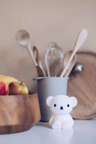 Bundle of Light - Boris Mini Weiß kinderlampe Von Mr Maria - Bringen Sie mit dieser bezaubernden Boris-Lampe etwas Licht und Freude in Ihren Tag und Ihr Zuhause.