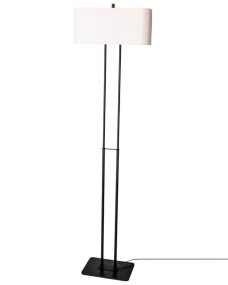 Luton Schwarz stehlampe Von By Rydéns - Die T-f&ouml;rmige Stehleuchte Luton f&uuml;gt sich harmonisch in jede Einrichtung ein, egal in welchem Raum sie steht.