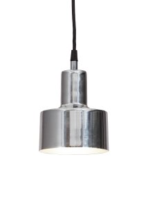 Solo Ø13 Chrom fensterlampe Von PR Home - Solo ist eine elegante Fensterleuchte aus Metall mit minimalistischem Design.