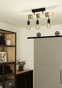 Townshend 55cm Holz deckenleuchte Von Eglo - Die drei Kabel mit E27-Fassungen sind um den Holzbalken gewickelt, sodass Sie die H&ouml;he individuell anpassen und durch Drehen der Kabel Ihren pers&ouml;nlichen Stil zum Ausdruck bringen k&ouml;nnen.