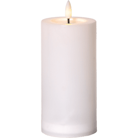 Flamme Saul 18cm Weiß solarleuchte Von Star Trading - Die Kerze verf&uuml;gt &uuml;ber ein verstecktes Solarpanel im Inneren des Kunststoffgeh&auml;uses und sollte tags&uuml;ber bei eingeschalteter Beleuchtung in der N&auml;he der Sonne platziert werden, um die optimale Aufladung zu erreichen.