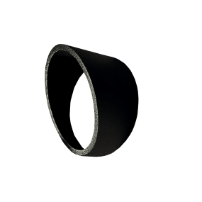 Blendschutz Luna/Arcus/Nova Schwarz Von Lightson - Der Blendschutz mit einem Innendurchmesser von 60 mm wird auf die Leuchte geschraubt und anschließend mit einer kleinen Schraube fixiert.