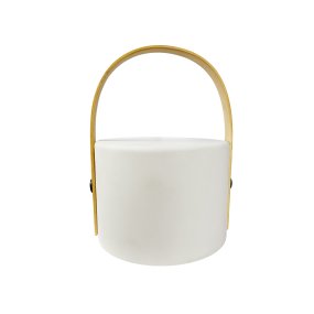 Carry 20cm Weiß tragbare Von Dyberg Larsen - Die Lampe verfügt über eine eingebaute Lichtquelle mit 10 lm und wird über ein eingebautes Solarpanel aufgeladen, das tagsüber die Energie der Sonne einfängt.