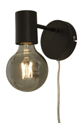 Strict 13cm Schwarz wandlampe Von Aneta Lighting - Die Wandleuchte Strict aus schwarz lackiertem Metall hat ein stilvolles Design, das je nach Anlass leicht variiert werden kann.