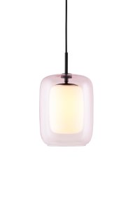 Cuboza Ø20 Pfirsich Von Globen Lighting - Cuboza ist eine Nachtpendelleuchte, die aus zwei Glaselementen und kontrastierendem mattschwarzem Metall besteht.