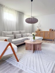 Mamsell Ø55 Grau hängelampe Von Aneta Lighting - Die Deckenleuchte Mamsell ist mit fein plissiertem Stretchstoff bespannt, der für ein angenehmes, leicht gedämpftes Licht sorgt.