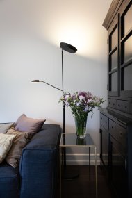 Vegas Schwarz stehlampe Von Halo Design - Vegas ist die perfekte Wahl für alle, die eine praktische und elegante Lösung für Atmosphäre und Auflösung suchen.