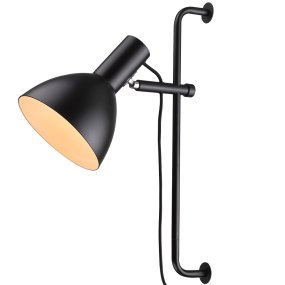 Baltimore 50cm Schwarz wandlampe Von Halo Design - Der bewegliche Schirm mit weißer Innenseite sorgt für eine schöne Lichtverteilung.