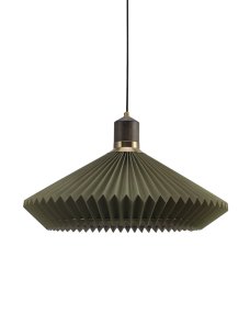 Paris Ø60 Waldgrün hängelampe Von Halo Design - Paris ist ein zeitloses Innendetail, das Ihrem Zuhause sowohl W&auml;rme als auch Eleganz verleiht.