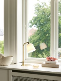 Room 49 40cm Antikes Messing tischlampe Von Halo Design - Raum 49 ist nicht nur eine Lichtquelle &ndash; Es ist ein stilvolles Einrichtungsdetail, das jeden Raum aufwertet.