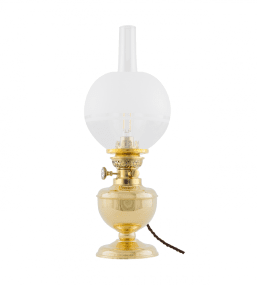 Aspö Elec 70 Messing Von Karlskrona lampfabrik - Eine klassische kleine elektrisch montierte Petroleumlampe mit einem Ölgehäuse aus Messing, die besonders gut in Meeresumgebungen passt.