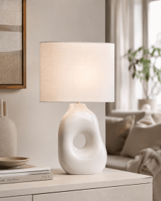 Pikazo 45cm Weiß tischlampe Von Lampan - Die Leuchte wird mit einem 1,8 m langen, wei&szlig;en Kunststoffkabel mit Netzschalter und Stecker geliefert.