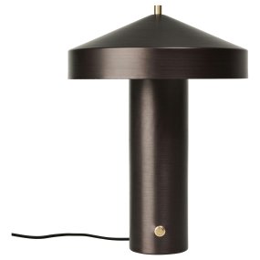 Hatto 40cm Bronze tischlampe Von OYOY - Die Leuchte ist Teil der beliebten Hatto-Serie und in mehreren modernen Farben erhältlich.