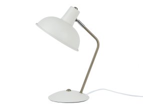 Hood 38cm Weiß schreibtischlampe Von Leitmotiv - Die weiße Oberfläche und die Details aus antikem Messing verleihen ihr einen modernen und zeitlosen Look.