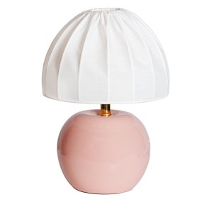 Peach 27cm Rosa tischlampe Von Cottex - Der wei&szlig;e Textilschirm mit seinem eleganten Plissee-Design bildet einen sch&ouml;nen Kontrast zum farbenfrohen Fu&szlig; und sorgt f&uuml;r ein sanftes, angenehmes Licht.