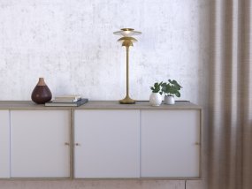 Picasso 45cm Messing tischlampe Von Belid - Mit ihrem schlichten und eleganten Design ist die Tischleuchte eine zeitlose Erg&auml;nzung f&uuml;r Ihr Zuhause und perfekt geeignet, um im Wohnzimmer oder Schlafzimmer eine entspannte Atmosph&auml;re zu schaffen.