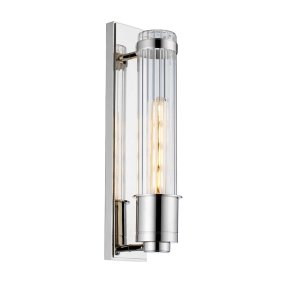 Wellington 40cm Chrom badezimmerlampe Von Elstead Lighting - Es ist aus hochwertigem Stahl und Glas gefertigt und vermittelt mit seiner polierten Chromoberfläche und dem geriffelten Glasschirm, der für eine wunderschöne Lichtverteilung sorgt, ein luxuriöses Gefühl.