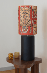 Manhattan 50cm Mattschwarz lampenfuß Von Hallbergs - Wird mit Kabel, Netzschalter und Stecker geliefert.