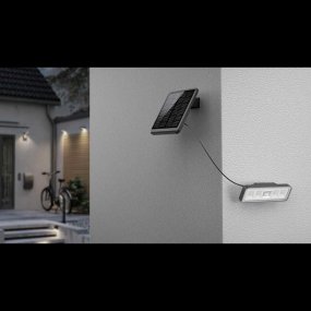 Batteriebetriebener Strahler mit Sensor Schwarz solarleuchte Von Designlight - Bei Bewegungserkennung leuchtet die Leuchte 18 Sekunden lang mit 100 % Helligkeit (1000 lm) und schaltet sich anschlie&szlig;end mit einer Grundbeleuchtung von ca.