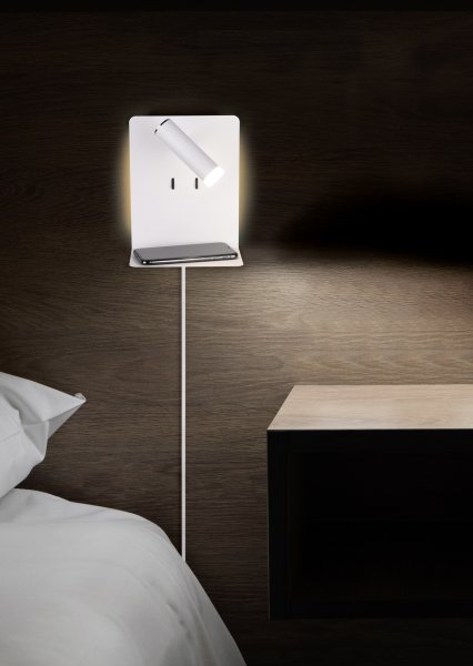 Element Weiß leselampe Von Trio Lighting - Die Leuchte verf&uuml;gt &uuml;ber zwei integrierte Lichtquellen, die sich separat &uuml;ber die Schalter an der Wandhalterung steuern lassen.