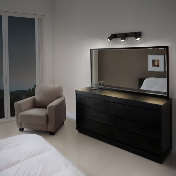 Octagon 3 Schwarz spotlight Von Ledvance - Den n&auml;tta formen i kombination med de r&ouml;rliga spotlightsen g&ouml;r den m&aring;ngsidig och passar in i alla hem och stilar.