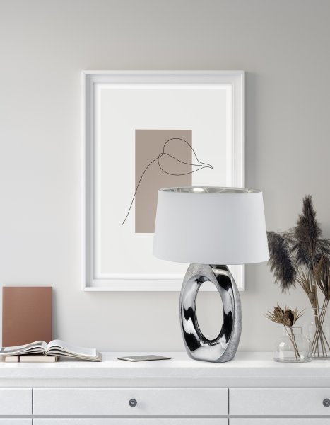 Taba 52cm Silber tischlampe Von Trio Lighting - Sein klassisches und zugleich modernes Design passt problemlos zu verschiedenen Einrichtungsstilen und wertet jeden Raum mit seiner Eleganz auf.