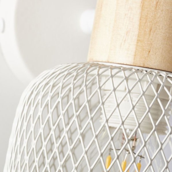Giada 15cm Weiß wandlampe Von Brilliant - Der Wandstrahler Giada ist eine stilvolle und flexible Beleuchtungsl&ouml;sung, die sowohl an der Wand als auch an der Decke montiert werden kann.