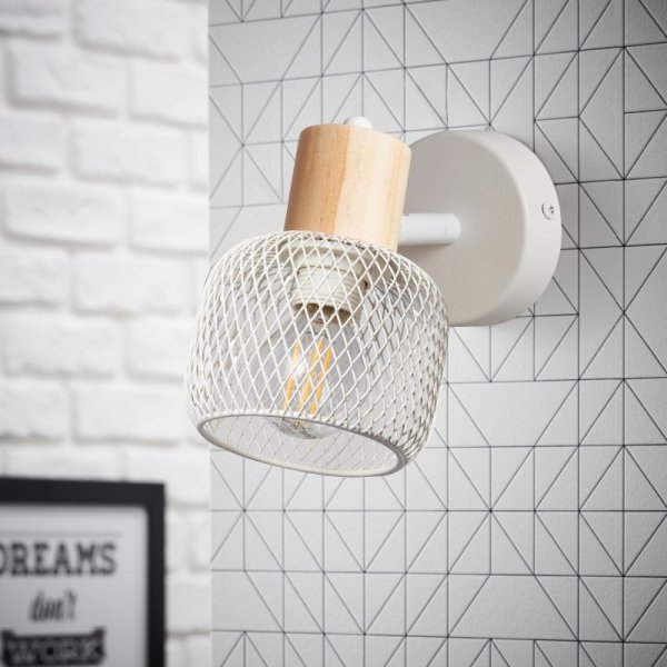 Giada 15cm Weiß wandlampe Von Brilliant - Der Wandstrahler Giada ist eine stilvolle und flexible Beleuchtungsl&ouml;sung, die sowohl an der Wand als auch an der Decke montiert werden kann.