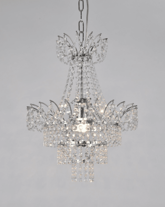 Estelle Ø35 Silber kristall Von Norrsken Design - Mit seinen funkelnden, handgeschliffenen K9-Kristallen der Klasse 1 erzeugt es eine beeindruckende Lichtreflexion, die jeden Raum in einen eleganten Ort verwandelt.