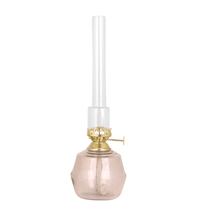 Kerosene Lamp Majken Mid Rosa Von Strömshaga - Brennerrohre aus Klarglas und Brenner aus Messing.
