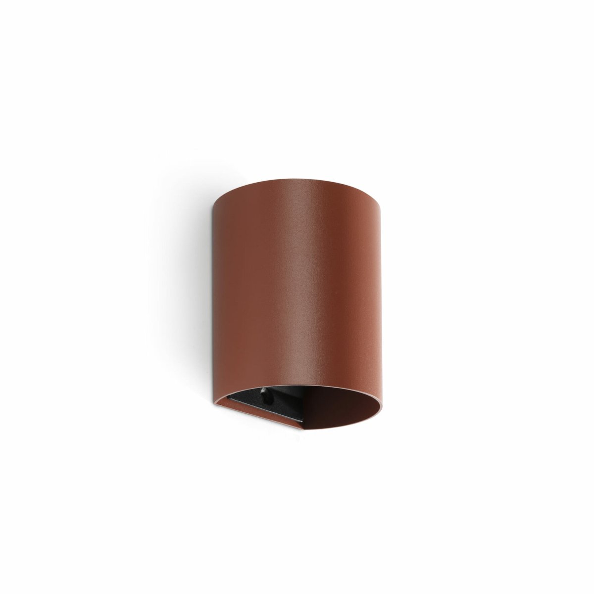 Sole 10cm Terrakotta wandlampe Von Faro Barcelona - Sole ist eine terrakottafarbene Wandleuchte mit matter Oberfl&auml;che, die Funktion und Form in einem kompakten Format vereint.