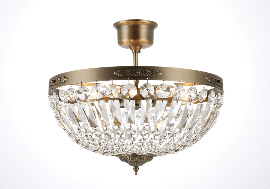 Rhea Ø40 Antikes Messing kristall Von Norrsken Design - Rhea Antikmessing ist eine exklusive Deckenleuchte, die mit Prismen aus handgeschliffenem K9-Kristall der Klasse 1 verziert ist und dem Raum einen eleganten und zeitlosen Stil verleiht.