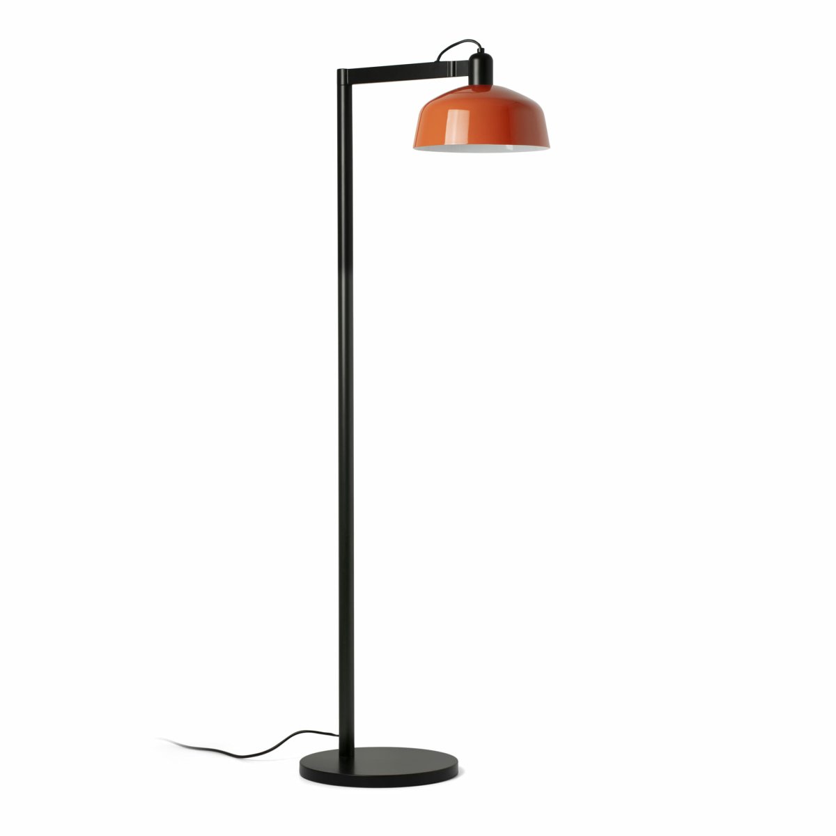 Tatawin Rot-Orange stehlampe Von Faro Barcelona - Eine Leuchte mit starker Identit&auml;t, die kulturelle Formen mit modernem Design verbindet &ndash; perfekt als stilvoller Akzent in privaten und &ouml;ffentlichen R&auml;umen.