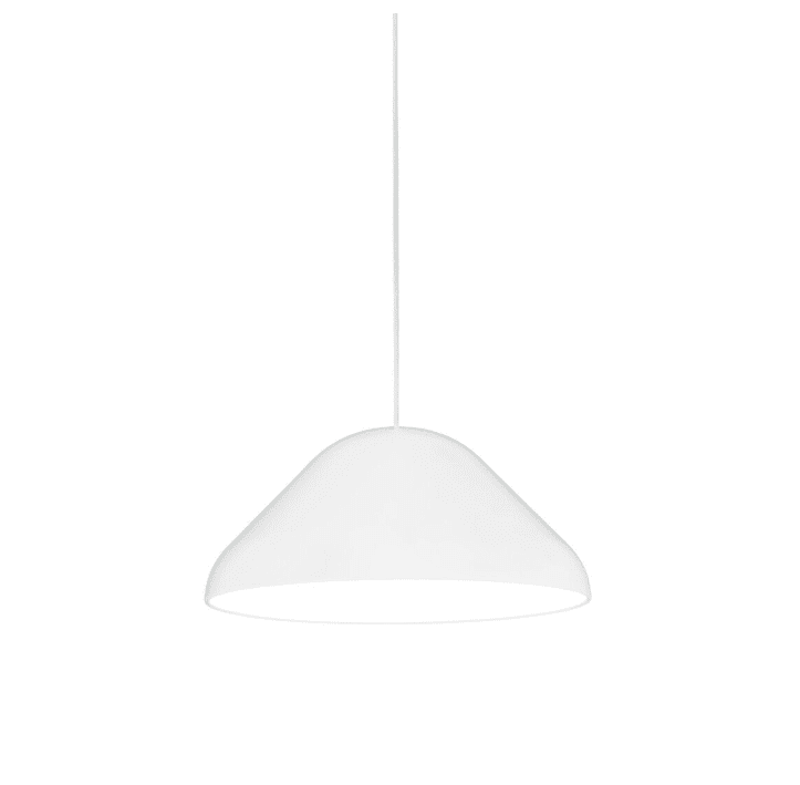 Enna Ø43 Weiß hängelampe Von Airam - Die große und abgerundete Pendelleuchte Enna eignet sich für viele Einrichtungsstile und als Esstischleuchte.