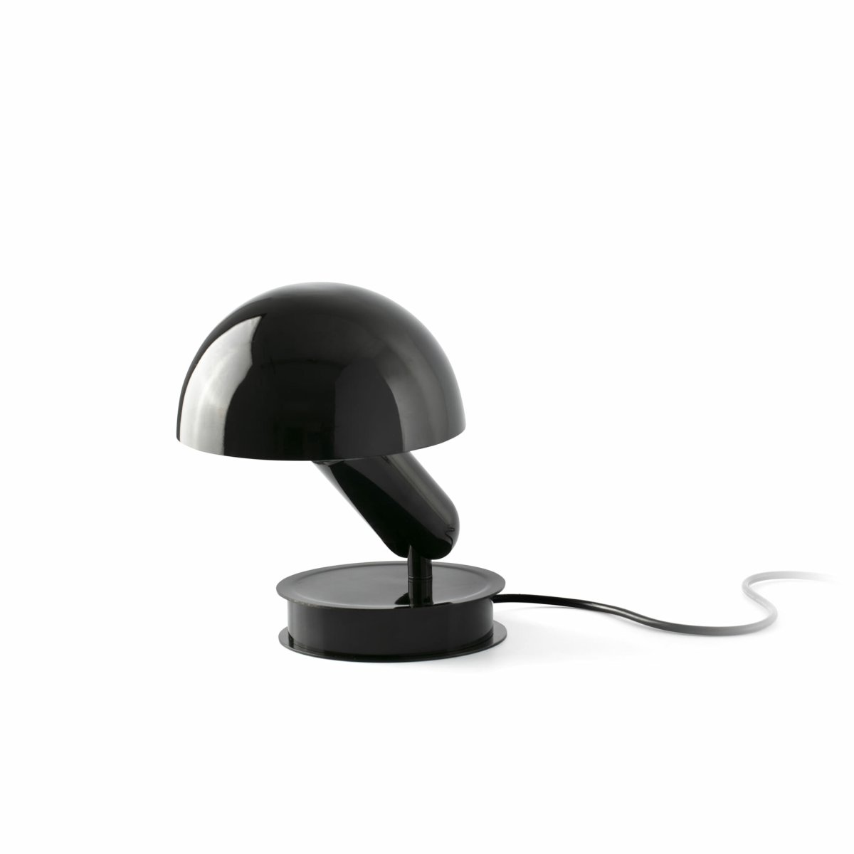 Bela 24cm Schwarz schreibtischlampe Von Faro Barcelona - Dank ihrer praktischen Klemmfunktion l&auml;sst sie sich einfach an Kopfteilen, Regalen oder Schreibtischen befestigen &ndash; perfekt zum Arbeiten und Entspannen.