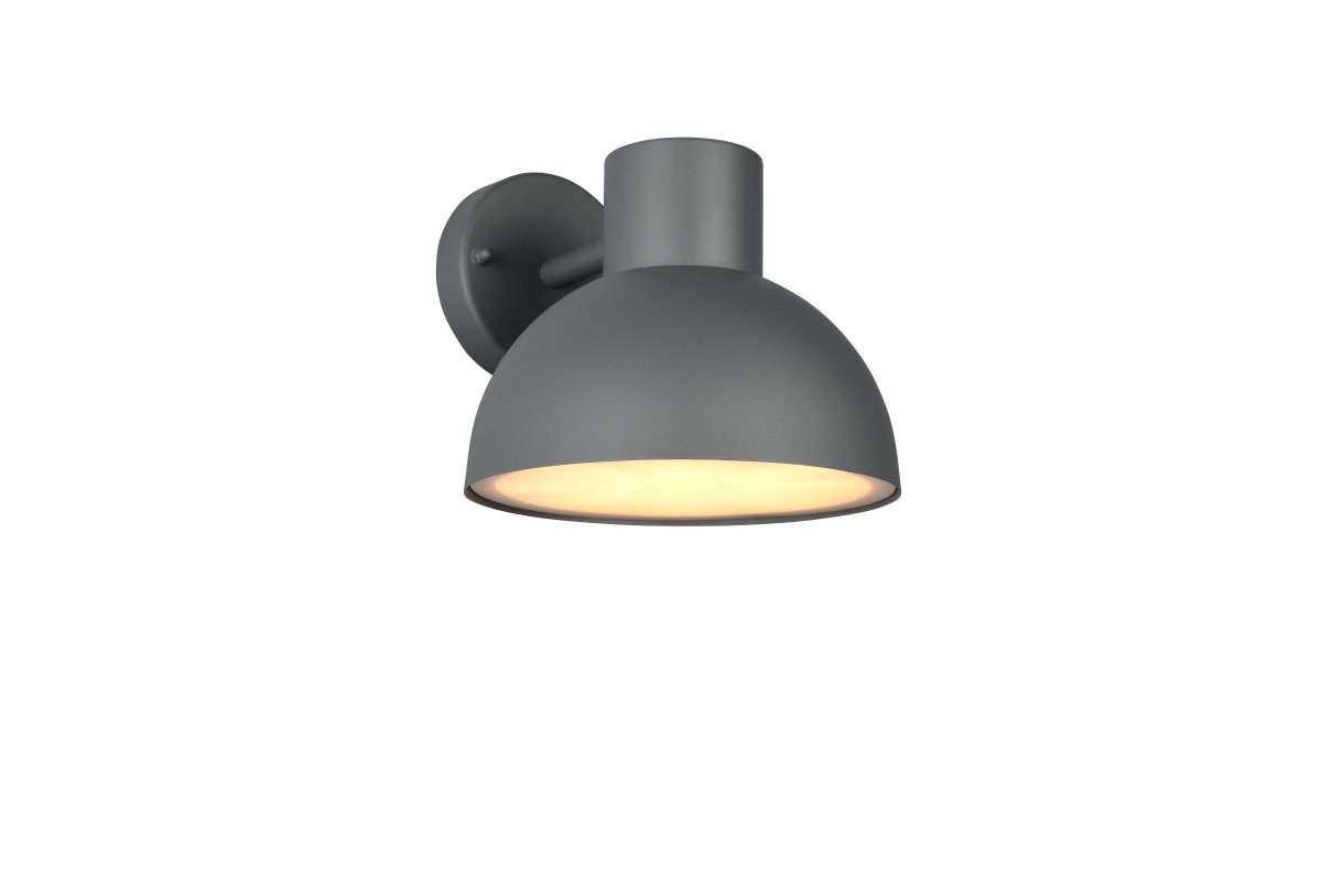 Elbe 20cm Anthrazit außenlampe Von Trio Lighting - Mit der Schutzart IP44 ist sie beständig gegen Regen und Feuchtigkeit und verbreitet ein weiches, nach unten gerichtetes Licht, das für einen sicheren und angenehmen Eingang sorgt.