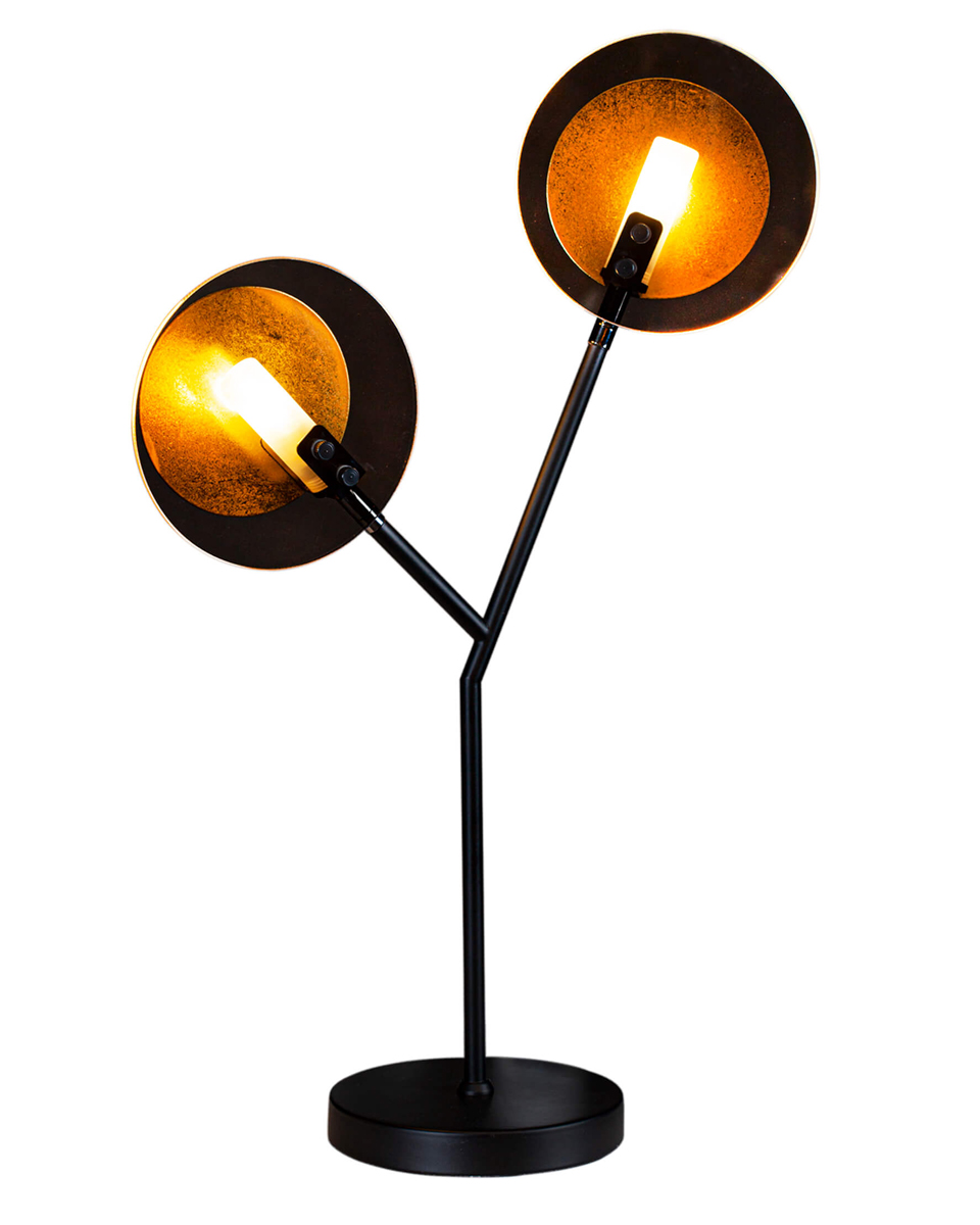 Turno 60cm Schwarz tischlampe Von By Rydéns - Da die Tischleuchte Turno keine Rückseite hat, können Sie wählen, ob Sie die in einer Röhre aus Milchglas untergebrachten Lichtquellen im Fokus haben möchten oder ob Sie sie lieber versteckt und auf der Rückseite haben möchten.