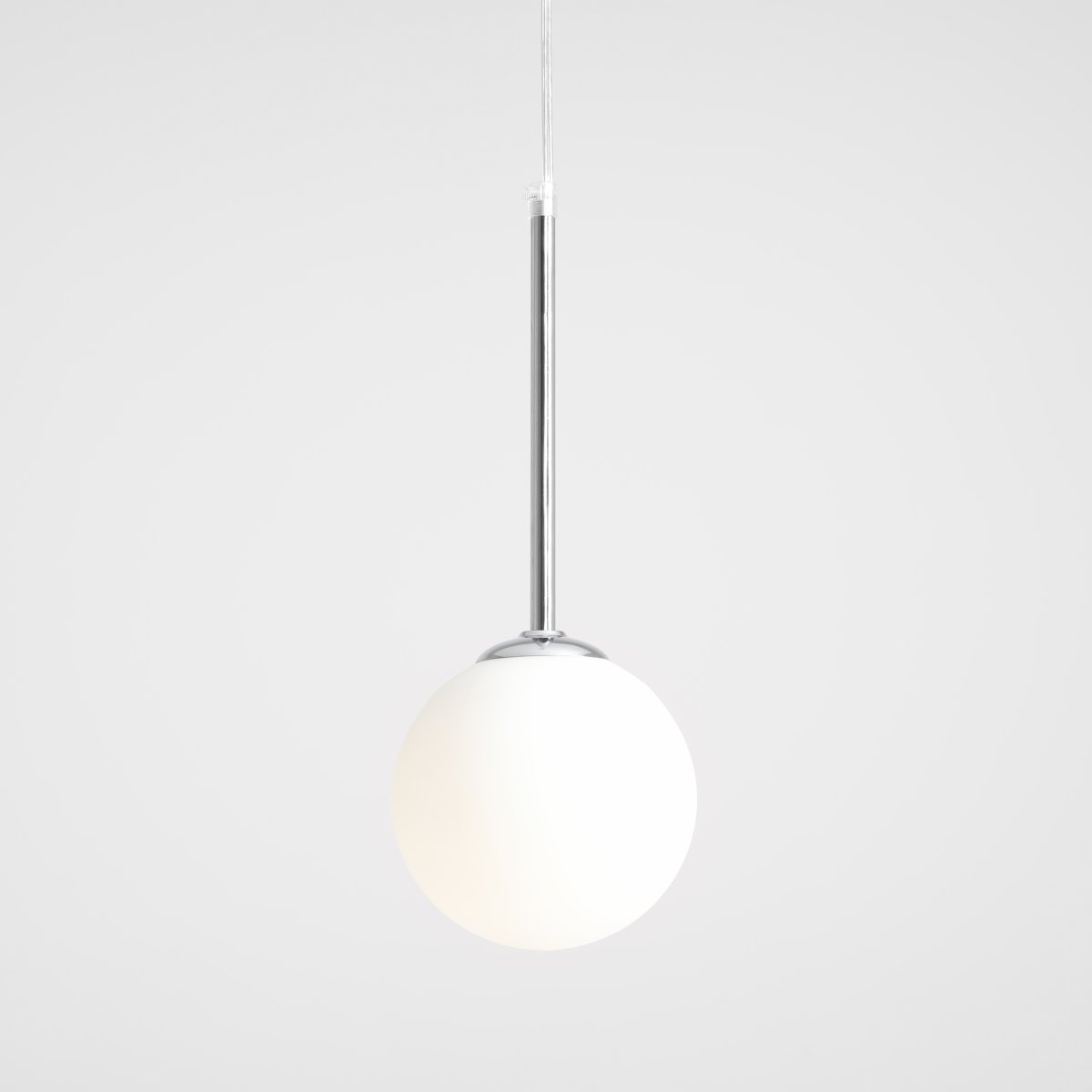 Bosso Ø14 Chrom hängelampe Von Artera - Die Leuchte verbreitet ein sanftes und angenehmes Licht und eignet sich daher ideal für die Platzierung über dem Esstisch, im Flur oder Wohnzimmer.