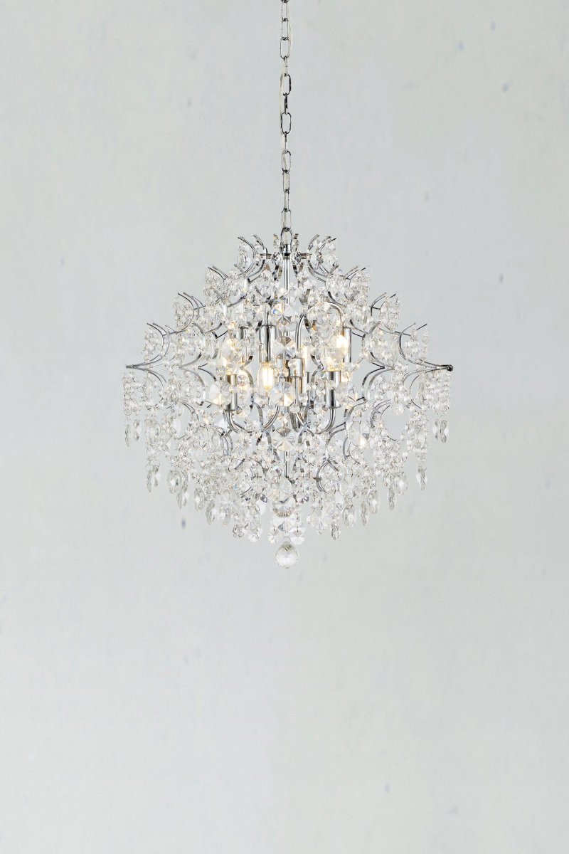 Rosendal Ø50 Chrom kristall Von Markslöjd - Die 1,5 Meter lange Kette und die Deckenpfanne zum einfachen Aufhängen sind im Lieferumfang enthalten.