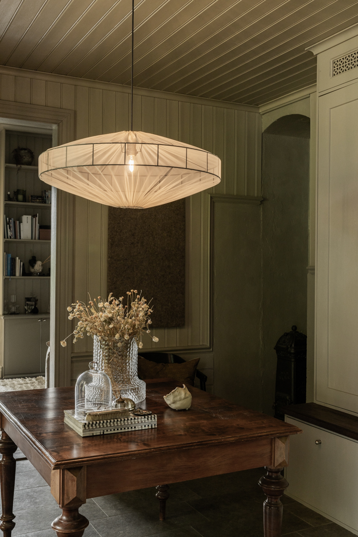 Alba Lampenschirm Ohne Aufhängung Ø78 Sand hängelampe Von Alde & Lind - Platzieren Sie sie im Wohnzimmer, Flur oder Schlafzimmer.