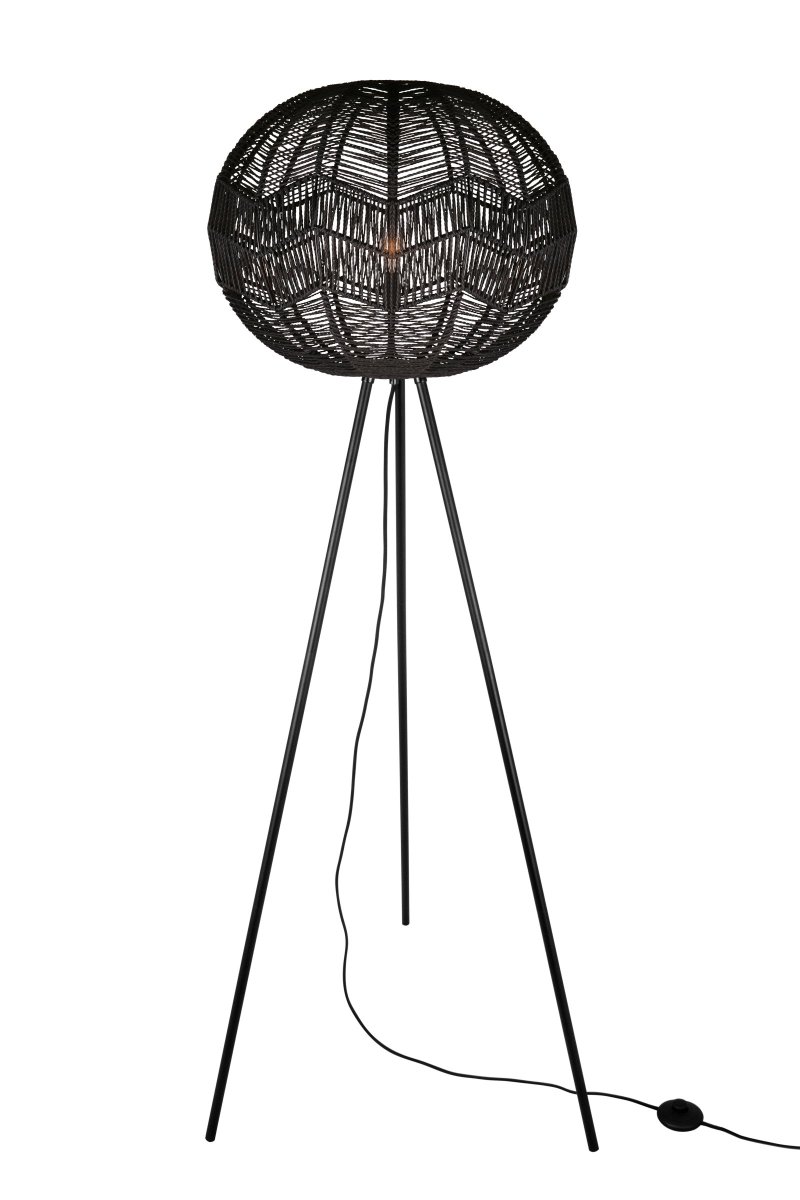 Missy Schwarz stehlampe Von Globen Lighting - Die Leuchte verfügt über ein 200 cm langes schwarzes Textilkabel mit Schalter.